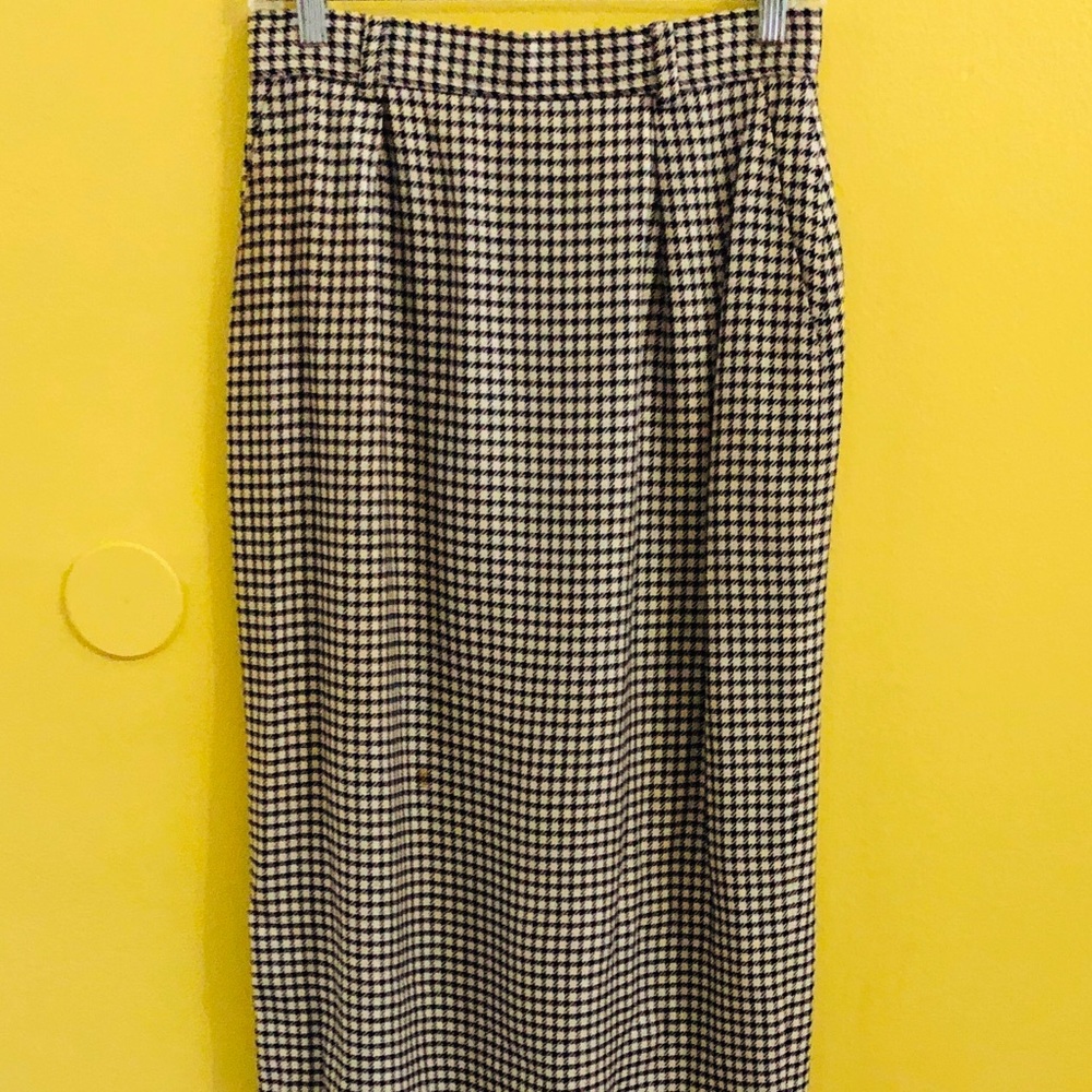 Evan-Picone Black & White Plaid Skirt, Size 10